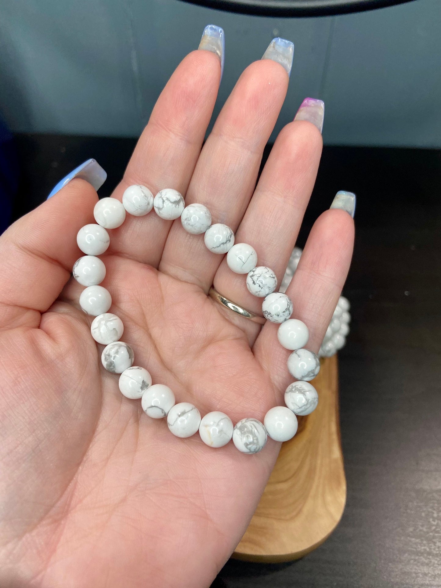 Howlite Bracelet